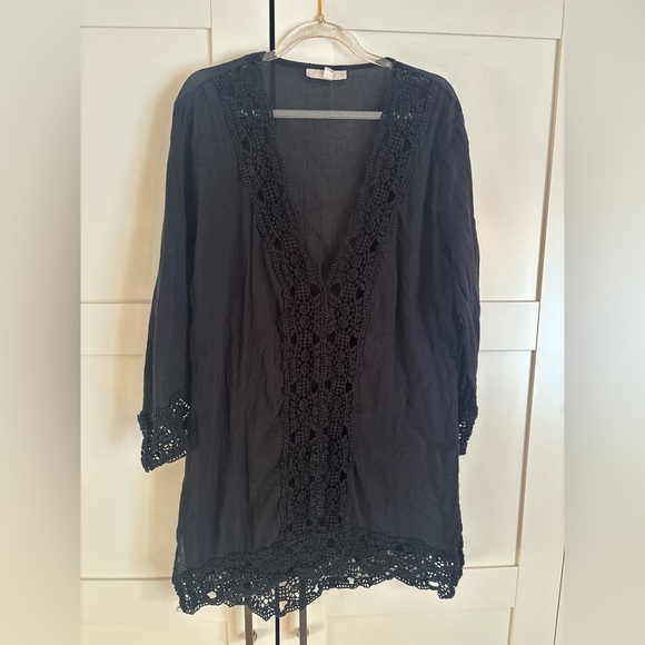 La Blanca Island Fare V Neck Tunic Black Cover-Up Swim Size Small - Picture 3 of 6